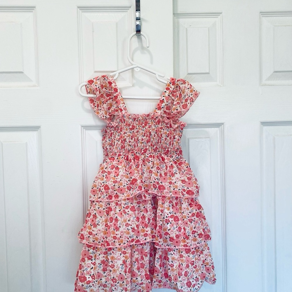 Toddler Girl Sweet Floral Print Smocked Ruffled Sleeveless Dress - Picture 5 of 5